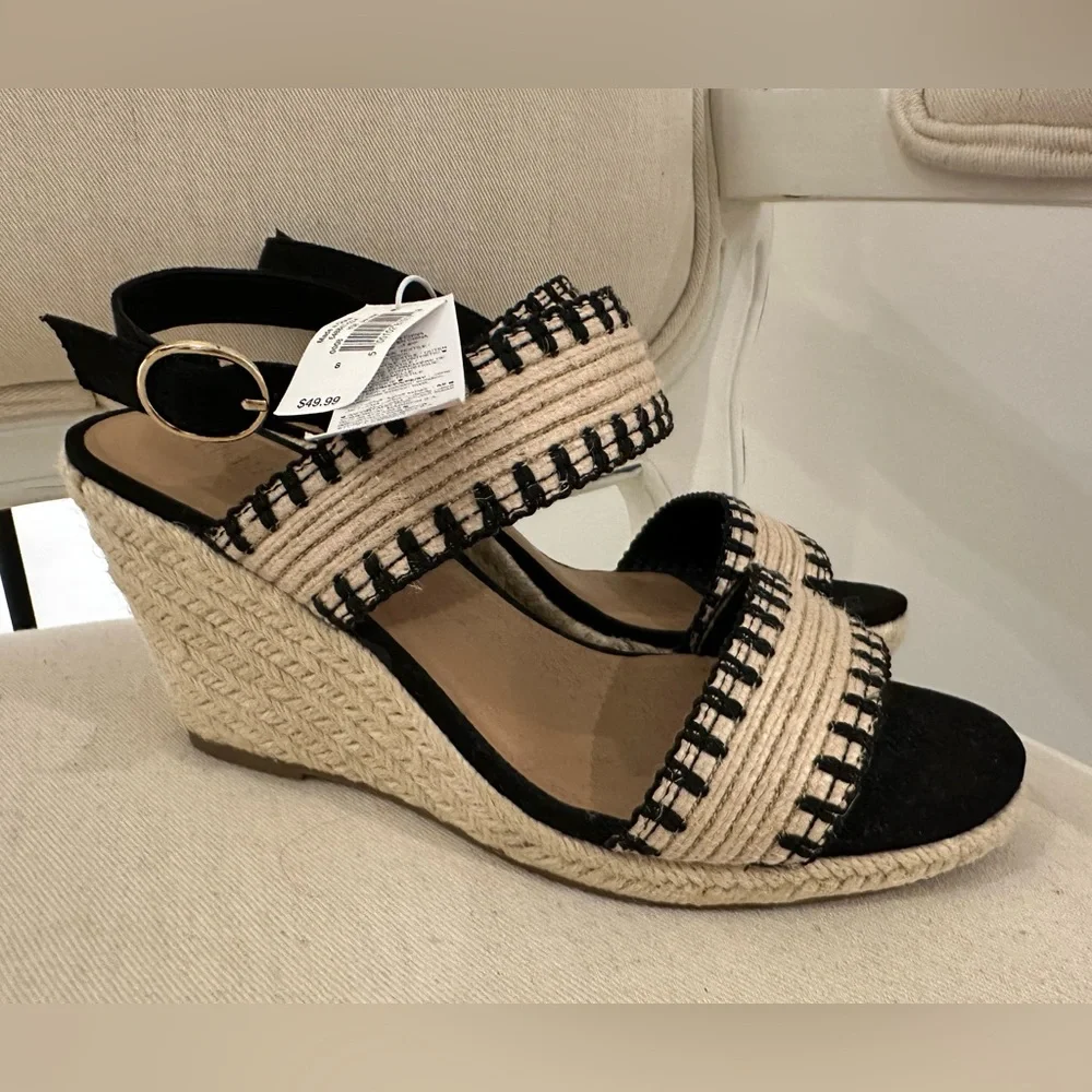 NWT Size 8 Stylish Black and Tan Wedge Raffia espadrille Sandals Shoes - Picture 2 of 11